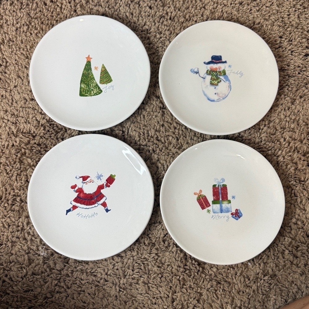 Pier 1 Imports Set of 4 Holiday Christmas Dessert 6” Side Plates Holiday Dinner
